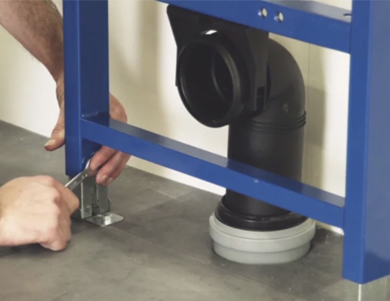 Монтаж инсталляции унитаза Установка инсталляции унитаза